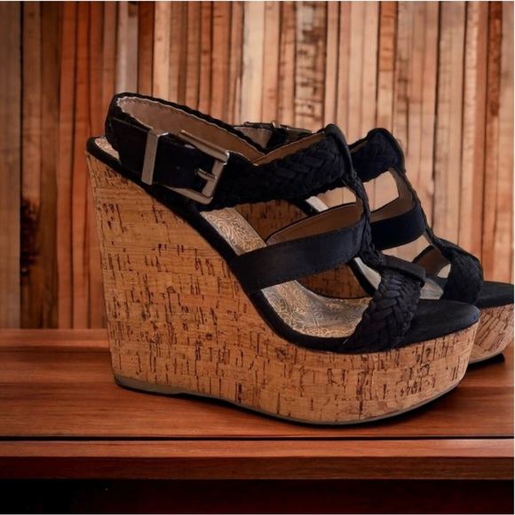 Soda Black Vegan Stappy 6” cork heeled platform wedges. SZ10 Great Condition. - Picture 16 of 16